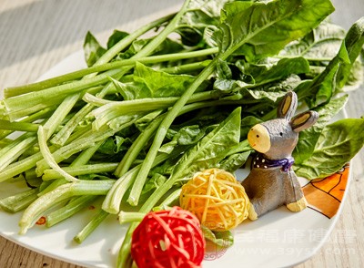 保持均衡的饮食对于延缓衰老非常重要